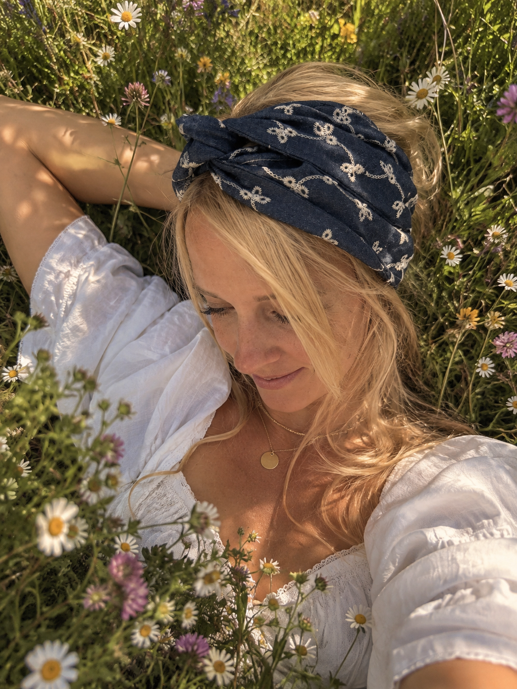 KAHU I Flower Jeans Dream