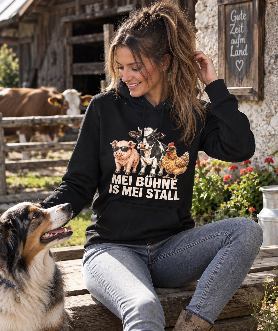 Schwarzer Damen-Hoodie Mei Bühne is mei Stall am Bauernhof